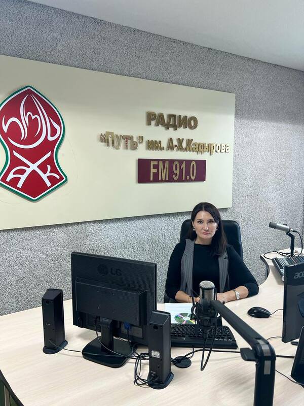  Главный врач Республиканского центра общественного здоровья и медицинской профилактики - Светлана Олеговна Фадеева побывала на прямом эфире Радио 