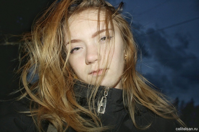 Её зовут Юлия Гордеева Алексеевна, родилась 2004 года 6 сентября 