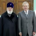 Губернатор посетил Свято-Троицкий кафедральный собор