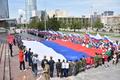 В День России казакам Екатеринбурга вручили флаги Российской Федерации