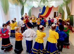 Инсценировка обряда «Проводы казака на службу»