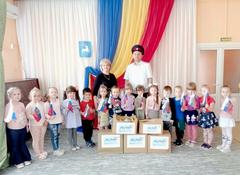 Акция «Посылка солдату к 9 мая»