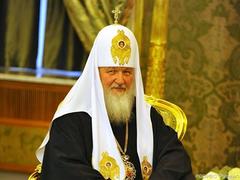 Патриарх Кирилл призвал богатых тратить на благотворительность
