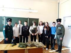 Казаки ЕОКО "Исетская линия" провели патриотическую беседу в школе Новоуральска