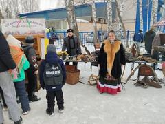 Народные гуляния в Среднеуральске