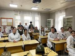 Казаки ЕОКО «Исетская линия» провели «разговор о важном» с учащейся молодежью