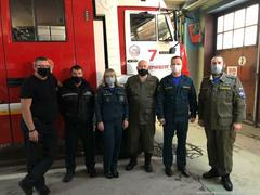 Казаки курения "Екатеринбург", входящего в ХКО"Екатерининский" провели экскурсию в 7 пожарную часть Железнодорожного района