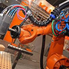 Внедрение робототехнических систем в промышленности