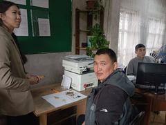 Студенты ТувГУ освоили методы мониторинга одного из ключевых лесных вредителейй